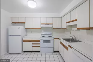 2903 Fallstaff Rd, Baltimore, MD 21209 - Photo 11