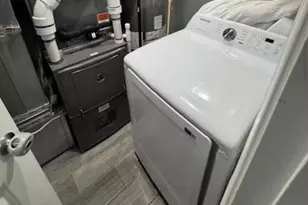 1706 N Broadway, Baltimore, MD 21213 - Photo 9