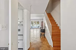 28 Bouton Green Ct, Baltimore, MD 21210 - Photo 11
