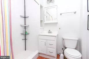 811 S Broadway, Baltimore, MD 21231 - Photo 9