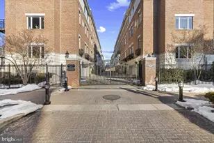 628 Ponte Villas S, Baltimore, MD 21230 - Photo 5