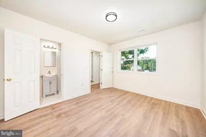 5409 Park Heights Avenue, Baltimore, MD 21215 - Photo 7