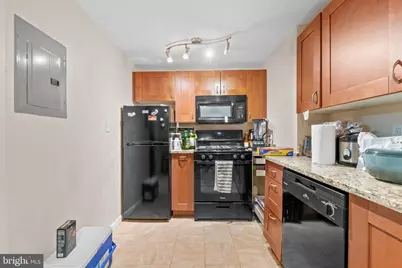 211 E 33rd Street, Baltimore, MD 21218 - Photo 33
