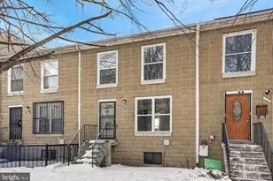 804 Arnold Ct, Baltimore, MD 21205 - Photo 1