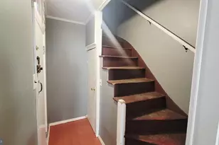 703 Tessier St, Baltimore, MD 21201 - Photo 9