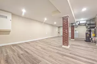 4911 Queensberry Ave, Baltimore, MD 21215 - Photo 7