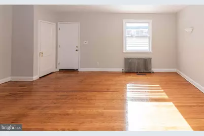 712 Chestnut Hill Avenue, Baltimore, MD 21218 - Photo 3