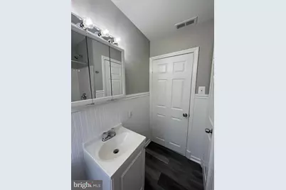 3611 Ravenwood Avenue #2, Baltimore, MD 21213 - Photo 9