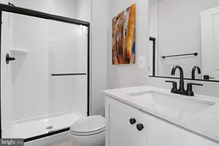 100 Glass Ln, Baltimore, MD 21230 - Photo 5