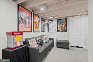 1528 N Ellamont St, Baltimore, MD 21216 - Photo 25