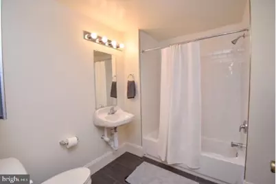 1625 Saint Paul Street #B, Baltimore, MD 21202 - Photo 17