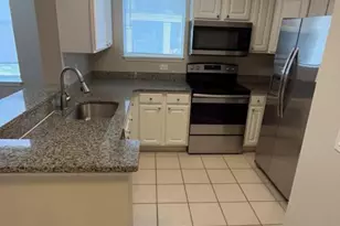 23 Pierside Dr, Baltimore, MD 21230 - Photo 3