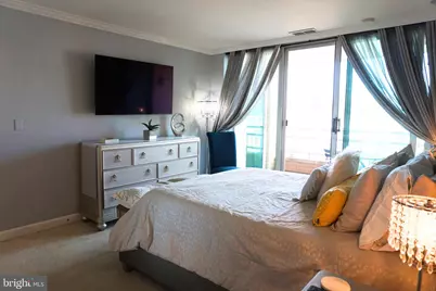100 Harborview Drive #611, Baltimore, MD 21230 - Photo 11