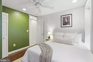 2736 Fox St, Baltimore, MD 21211 - Photo 21