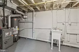 1724 E 25th St, Baltimore, MD 21213 - Photo 25