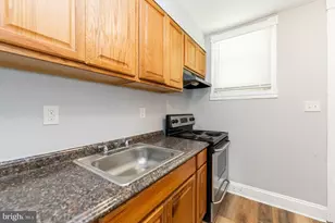 3006 Mathews St, Baltimore, MD 21218 - Photo 11