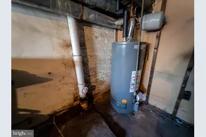 809 N Montford Avenue, Baltimore, MD 21205 - Photo 11