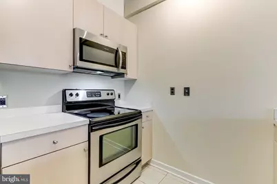 2007 Clipper Park Road #425, Baltimore, MD 21211 - Photo 7