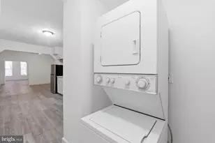 2007 E Hoffman St, Baltimore, MD 21213 - Photo 29