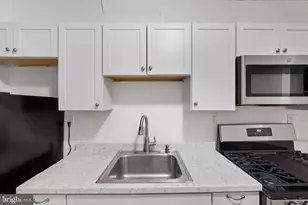 2007 E Hoffman St, Baltimore, MD 21213 - Photo 15