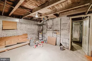 3804 Falls Rd, Baltimore, MD 21211 - Photo 17