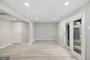 40 Cobber Ln, Baltimore, MD 21229 - Photo 9