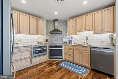 10 E Lee Street #1509, Baltimore, MD 21202 - Photo 11