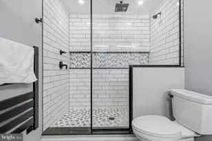 10 E Lee St, Baltimore, MD 21202 - Photo 21