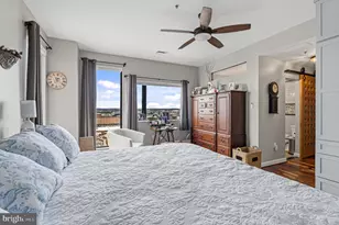 10 E Lee St, Baltimore, MD 21202 - Photo 15