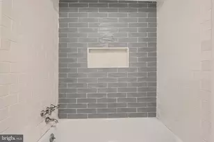 4312 Parkside Dr, Baltimore, MD 21206 - Photo 33