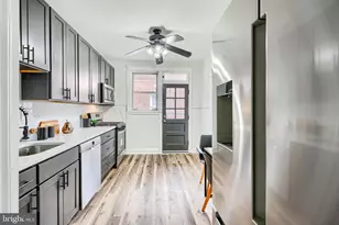 4312 Parkside Dr, Baltimore, MD 21206 - Photo 9