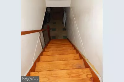 2717 Wegworth Lane, Baltimore, MD 21230 - Photo 9