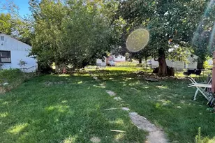 4217 Ridgewood Ave, Baltimore, MD 21215 - Photo 17