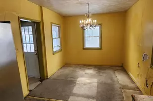 2918 Forest Glen Rd, Baltimore, MD 21216 - Photo 5