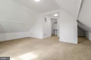 5327 Hamlin Ave, Baltimore, MD 21215 - Photo 17