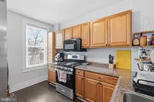 2854 Lake Ave, Baltimore, MD 21213 - Photo 11