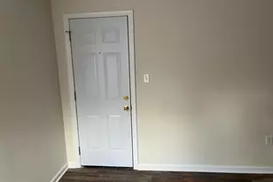 4064 Edgewood Rd, Baltimore, MD 21215 - Photo 9