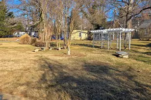 513 Stamford Rd, Baltimore, MD 21229 - Photo 3