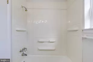 4410 Falls Bridge Dr, Baltimore, MD 21211 - Photo 25