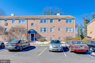 4410 Falls Bridge Dr, Baltimore, MD 21211 - Photo 1