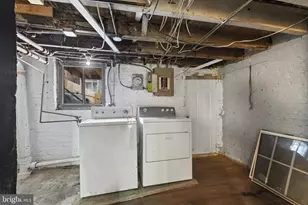 435 Ilchester Ave, Baltimore, MD 21218 - Photo 33