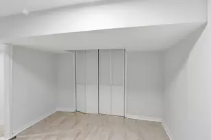 3917 Stokes Dr, Baltimore, MD 21229 - Photo 25