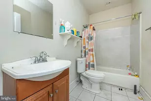 18 E Lafayette Ave, Baltimore, MD 21202 - Photo 21