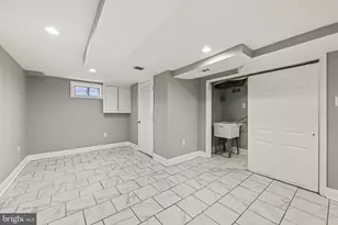 38 Upmanor Rd, Baltimore, MD 21229 - Photo 27
