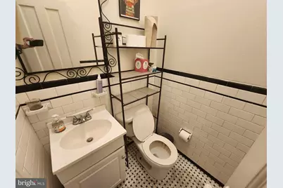 120 E 25th Street, Baltimore, MD 21218 - Photo 15