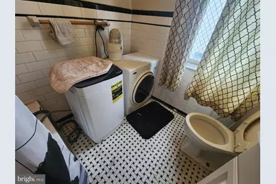 120 E 25th Street, Baltimore, MD 21218 - Photo 41