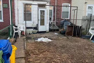 704 E 36th St, Baltimore, MD 21218 - Photo 21