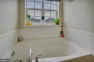 4515 Maple Wood Dr, Baltimore, MD 21229 - Photo 15