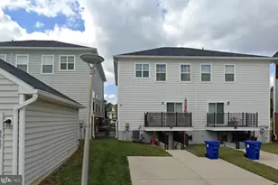 4515 Maple Wood Dr, Baltimore, MD 21229 - Photo 5