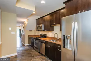 837 S Montford Ave S, Baltimore, MD 21224 - Photo 15